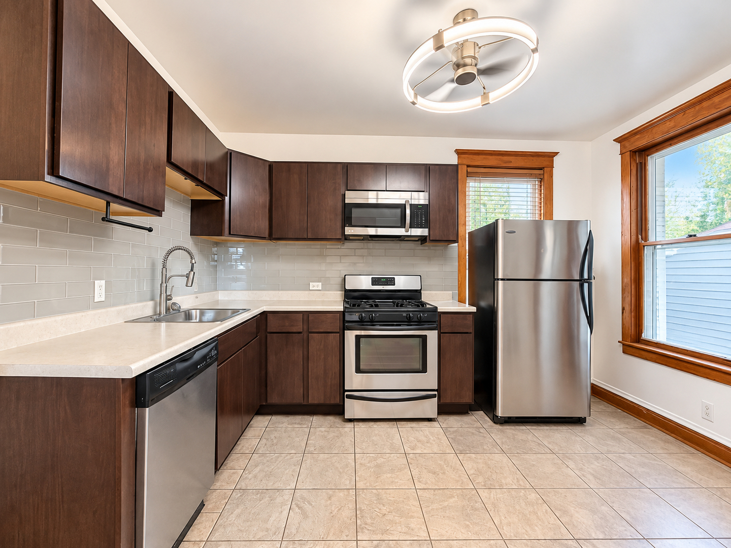 1438 N Central Park Avenue Property Photo 10