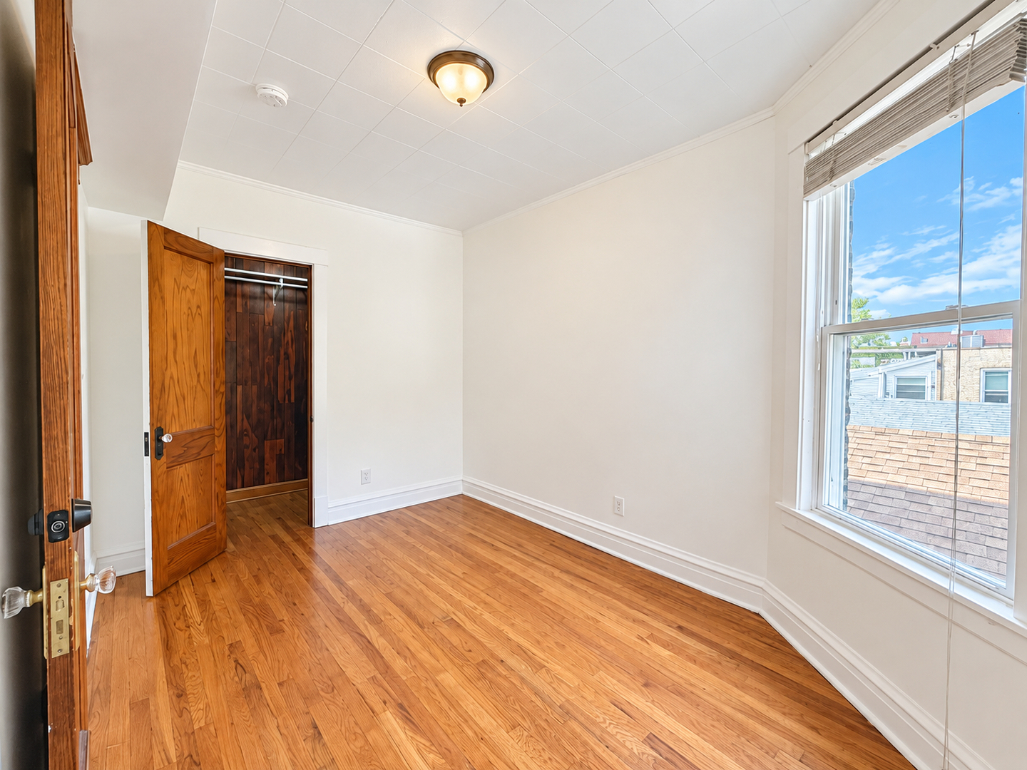 1438 N Central Park Avenue Property Photo 15