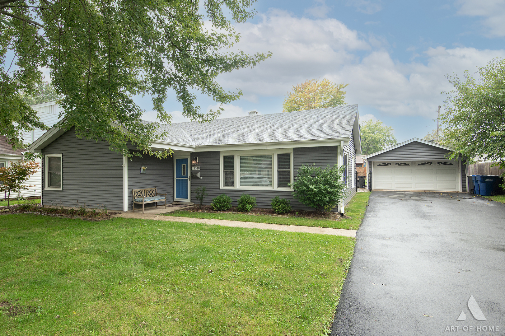11548 S Neenah Avenue Property Photo 1