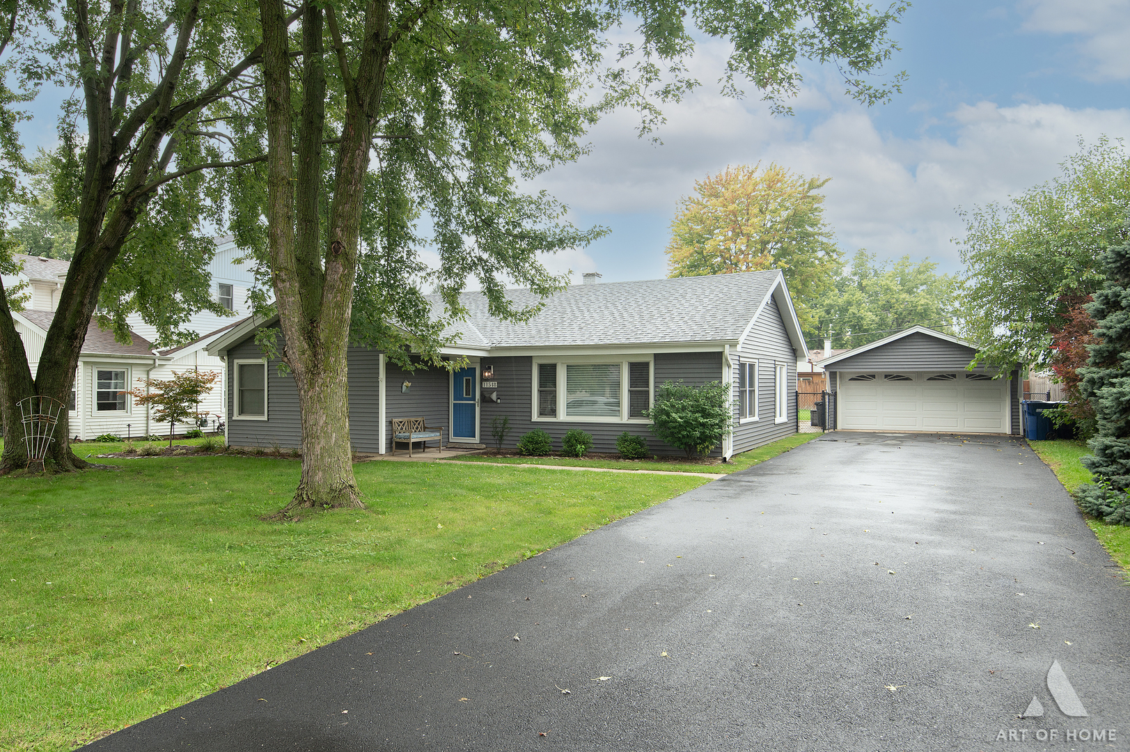 11548 S Neenah Avenue Property Photo 2