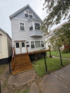 736 E 90th Street Property Photo 4
