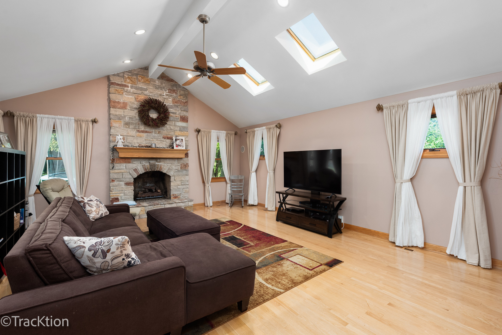8102 Tennessee Avenue Property Photo 3