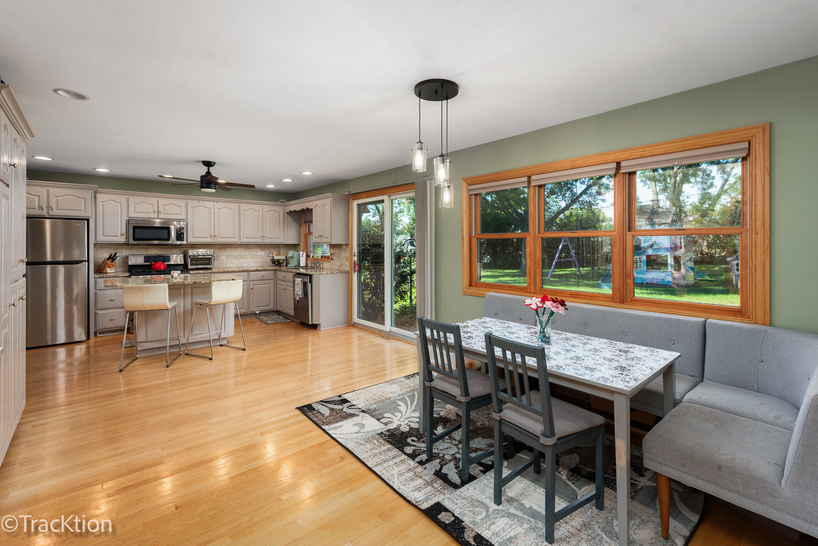 8102 Tennessee Avenue Property Photo 8