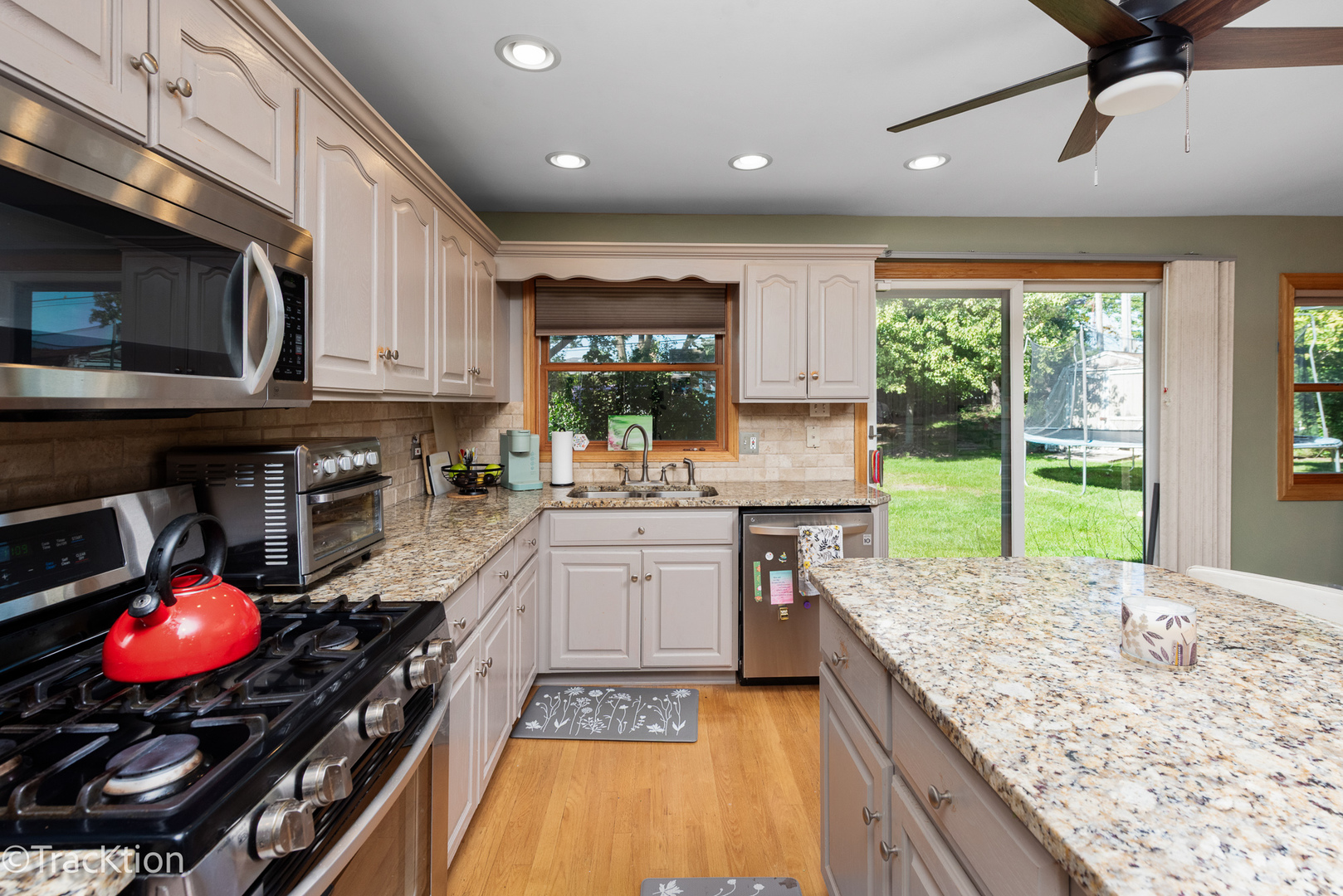 8102 Tennessee Avenue Property Photo 12