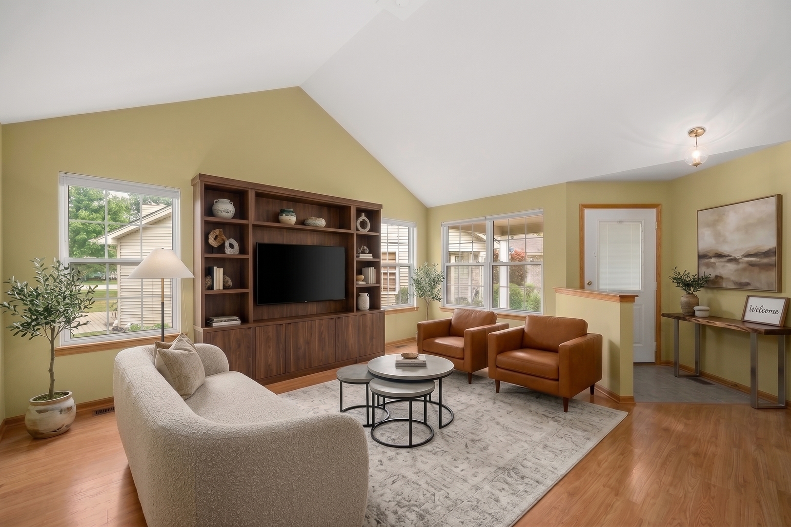 1020 Duran Court Property Photo 3