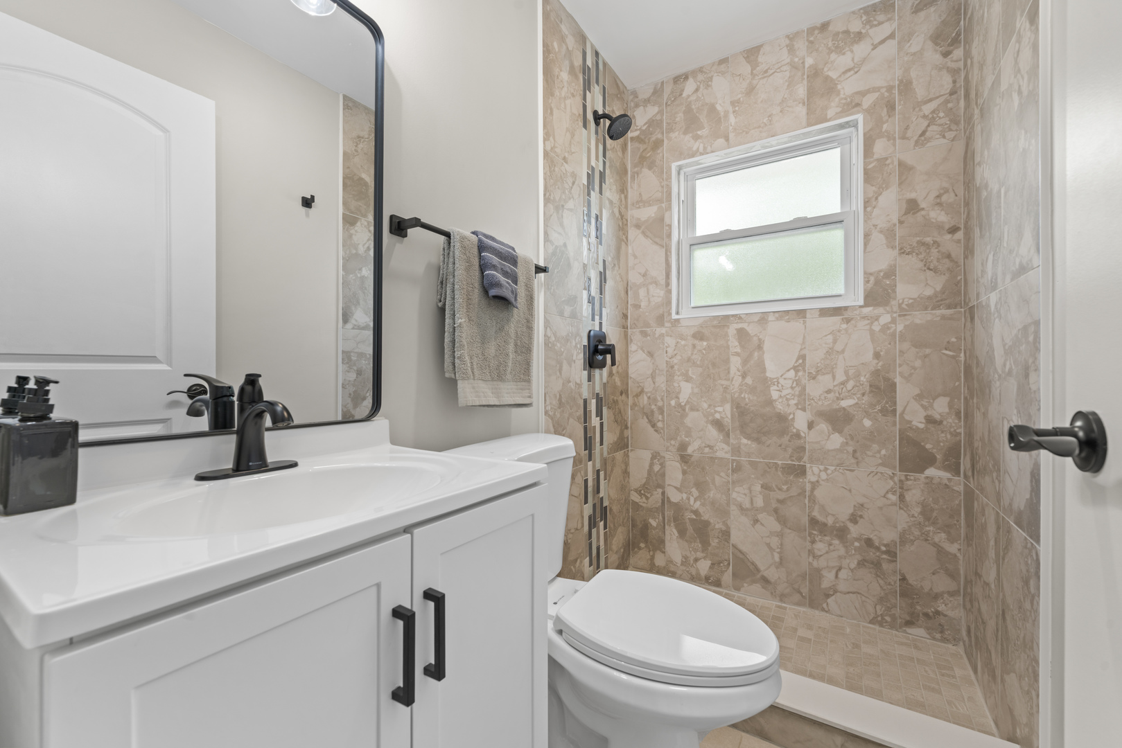 95 Erie Street Property Photo 16