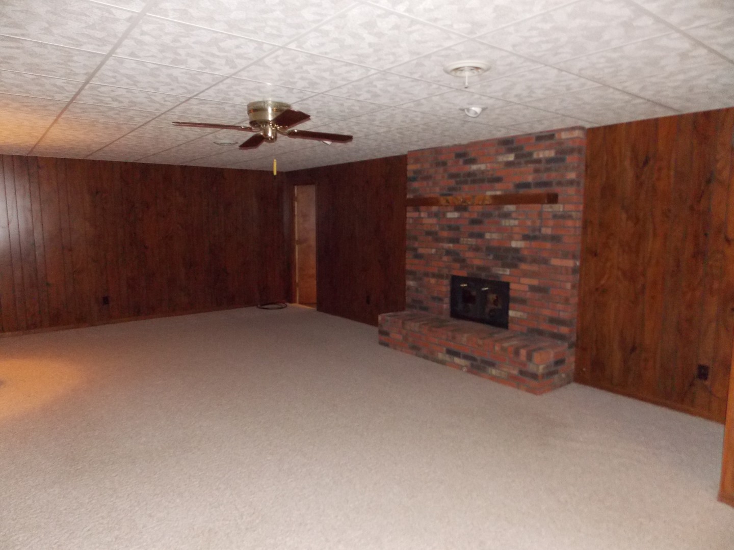 1747 State Route 161 Highway Property Photo 32