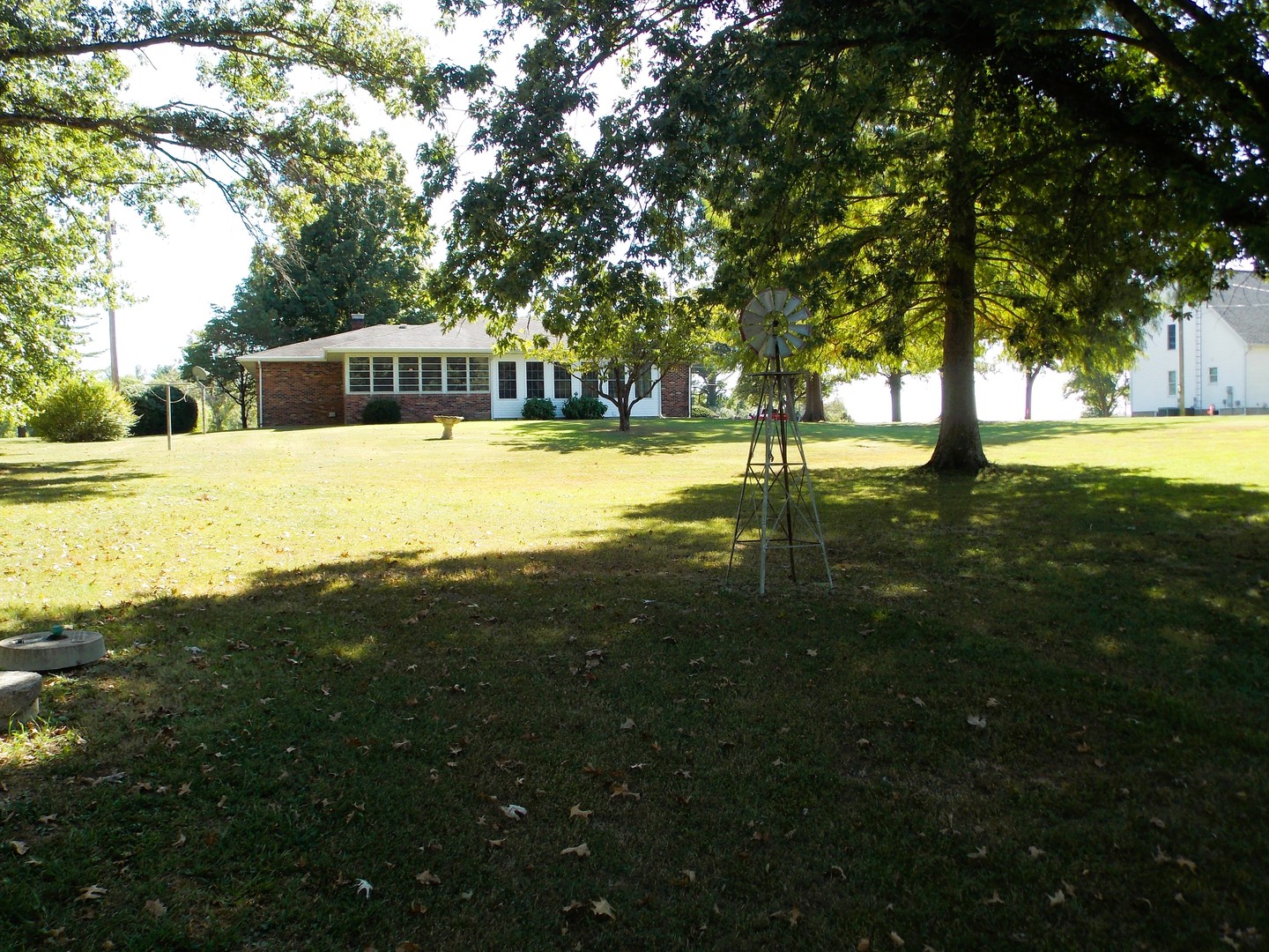 1747 State Route 161 Highway Property Photo 54