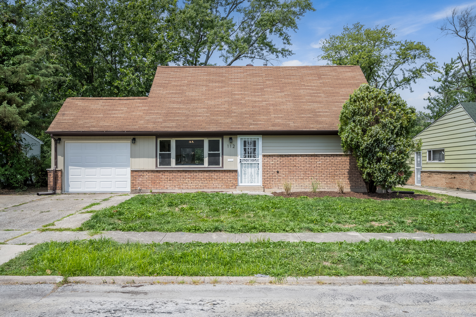 112 Walnut Street Property Photo 1