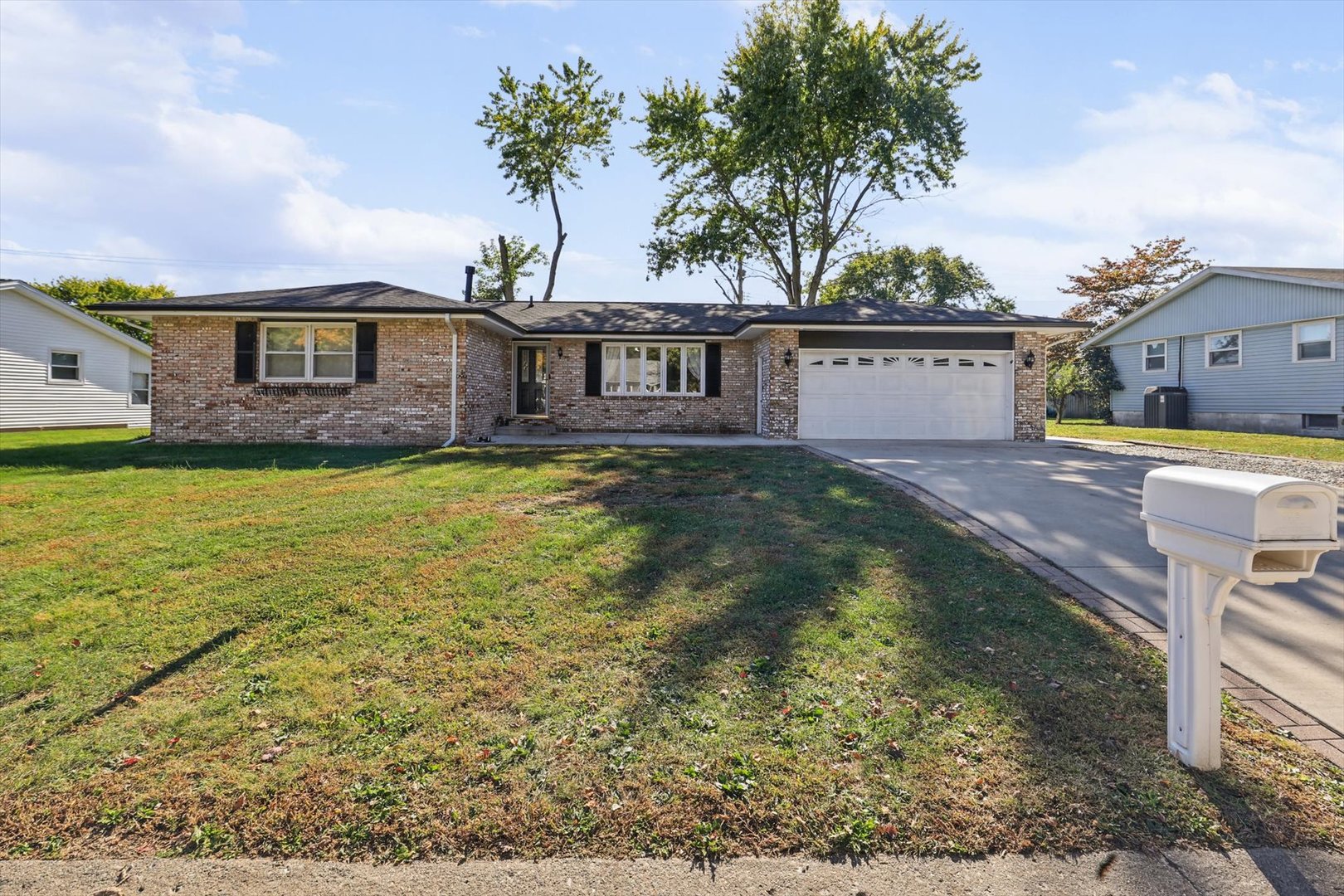6 Hillcrest Drive Property Photo 1