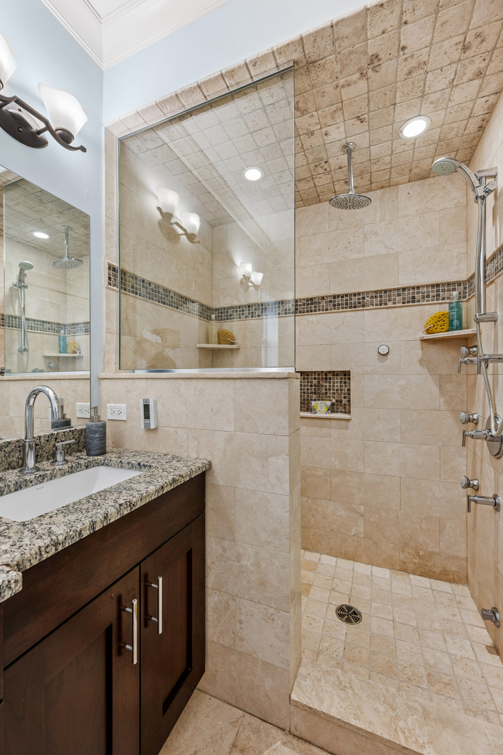 843 W Diversey Parkway 4 Property Photo 15