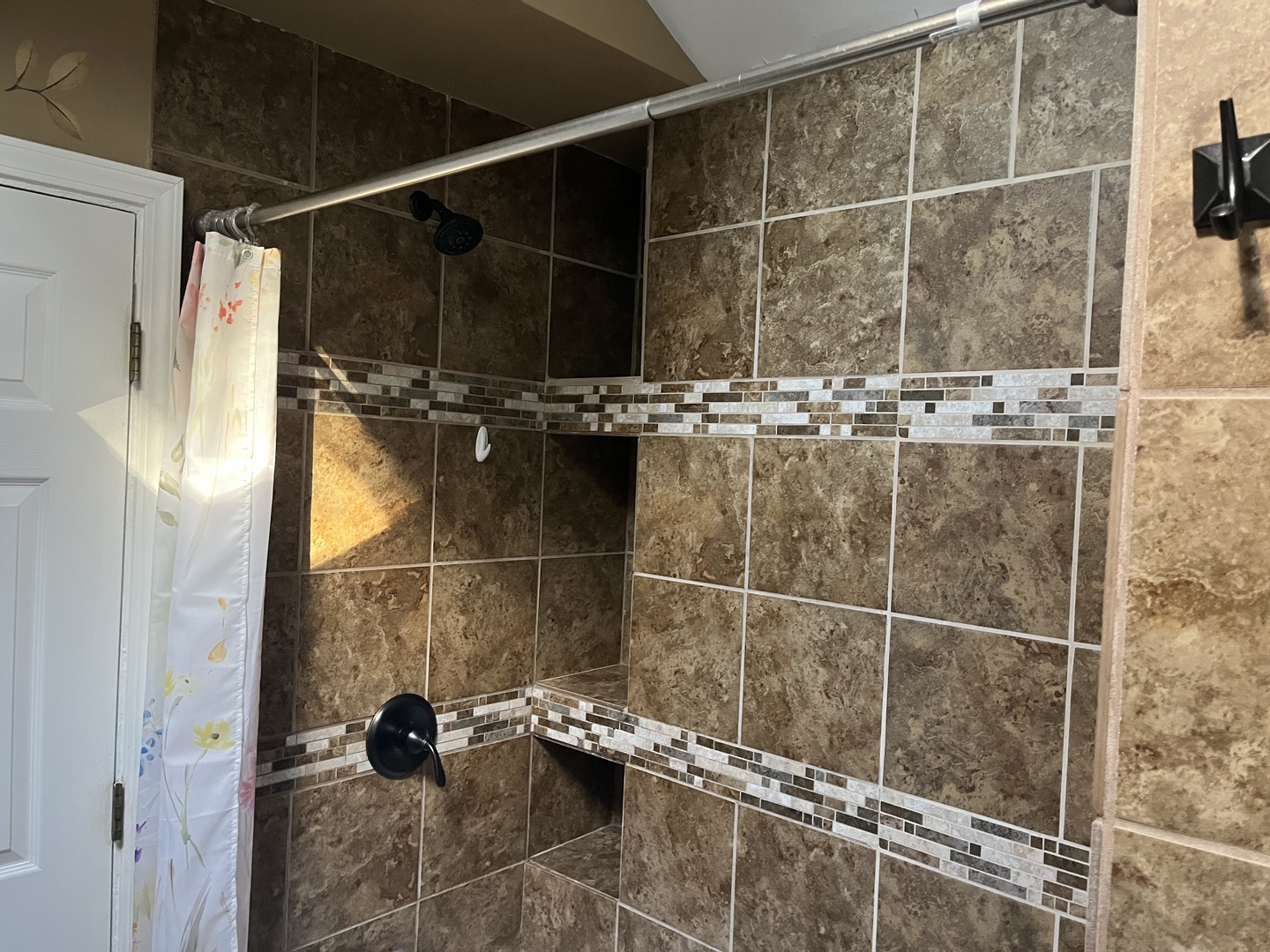 802 Second Avenue Property Photo 10