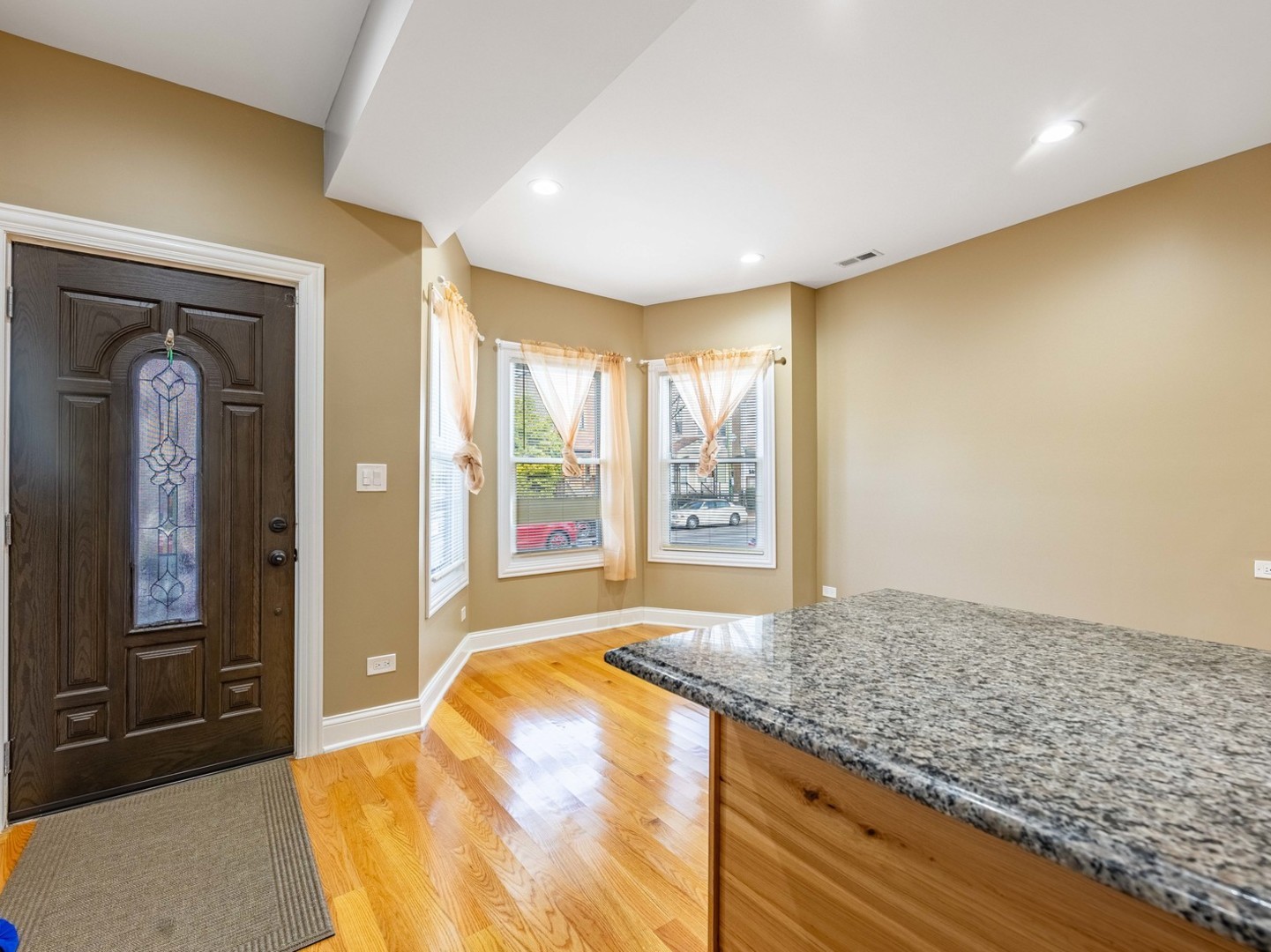 3517 W Diversey Avenue Property Photo 5