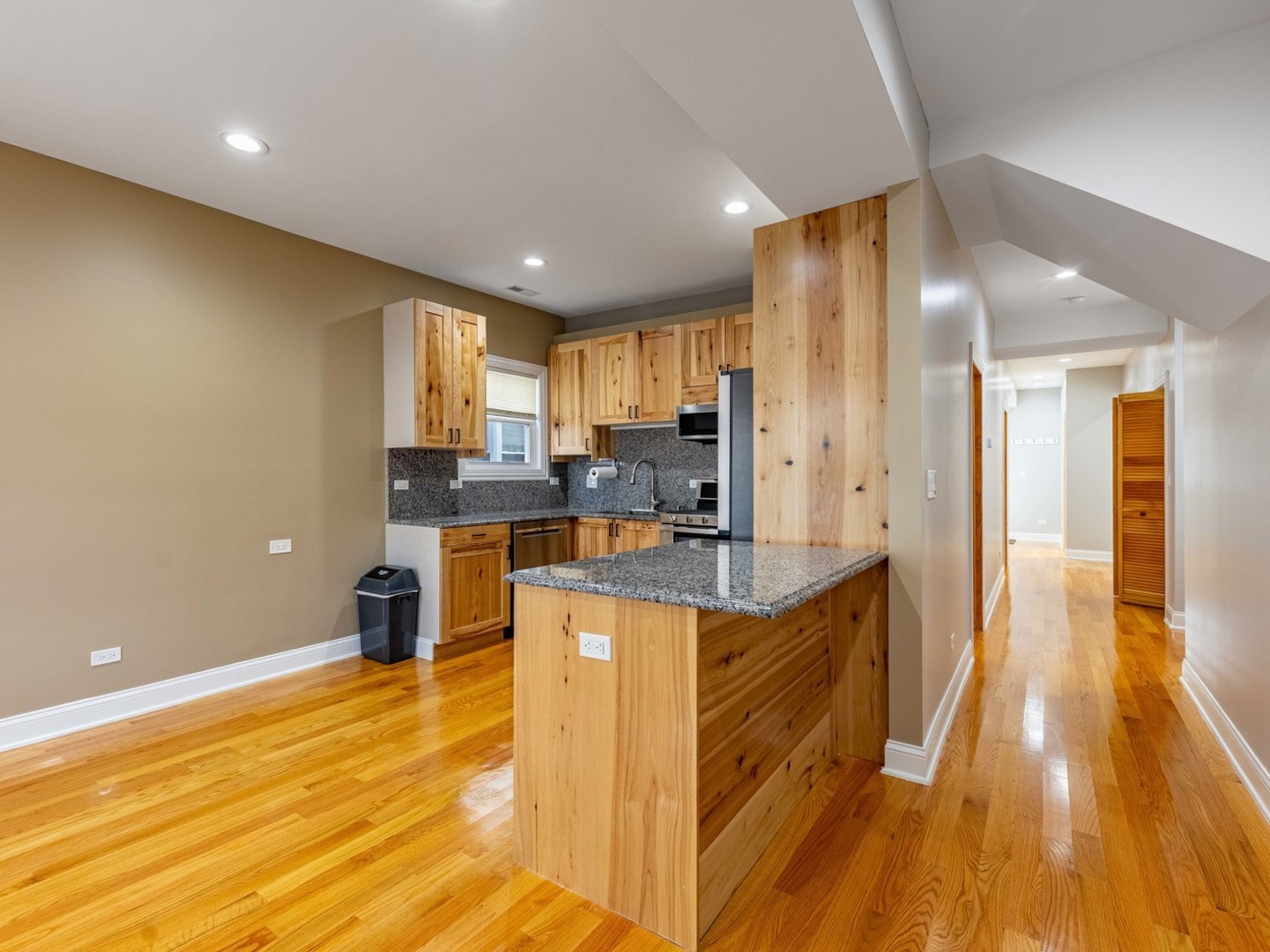 3517 W Diversey Avenue Property Photo 7