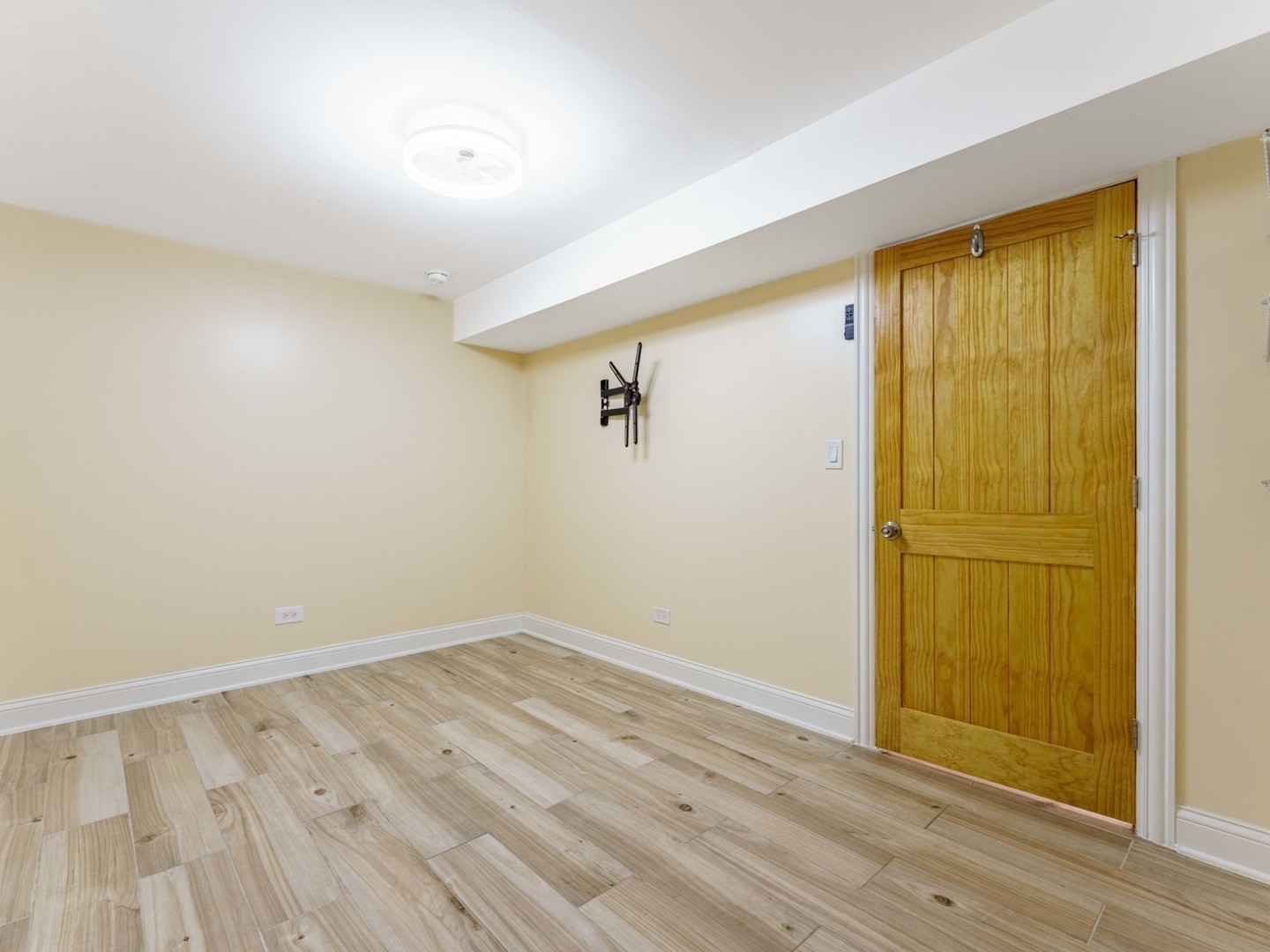 3517 W Diversey Avenue Property Photo 27