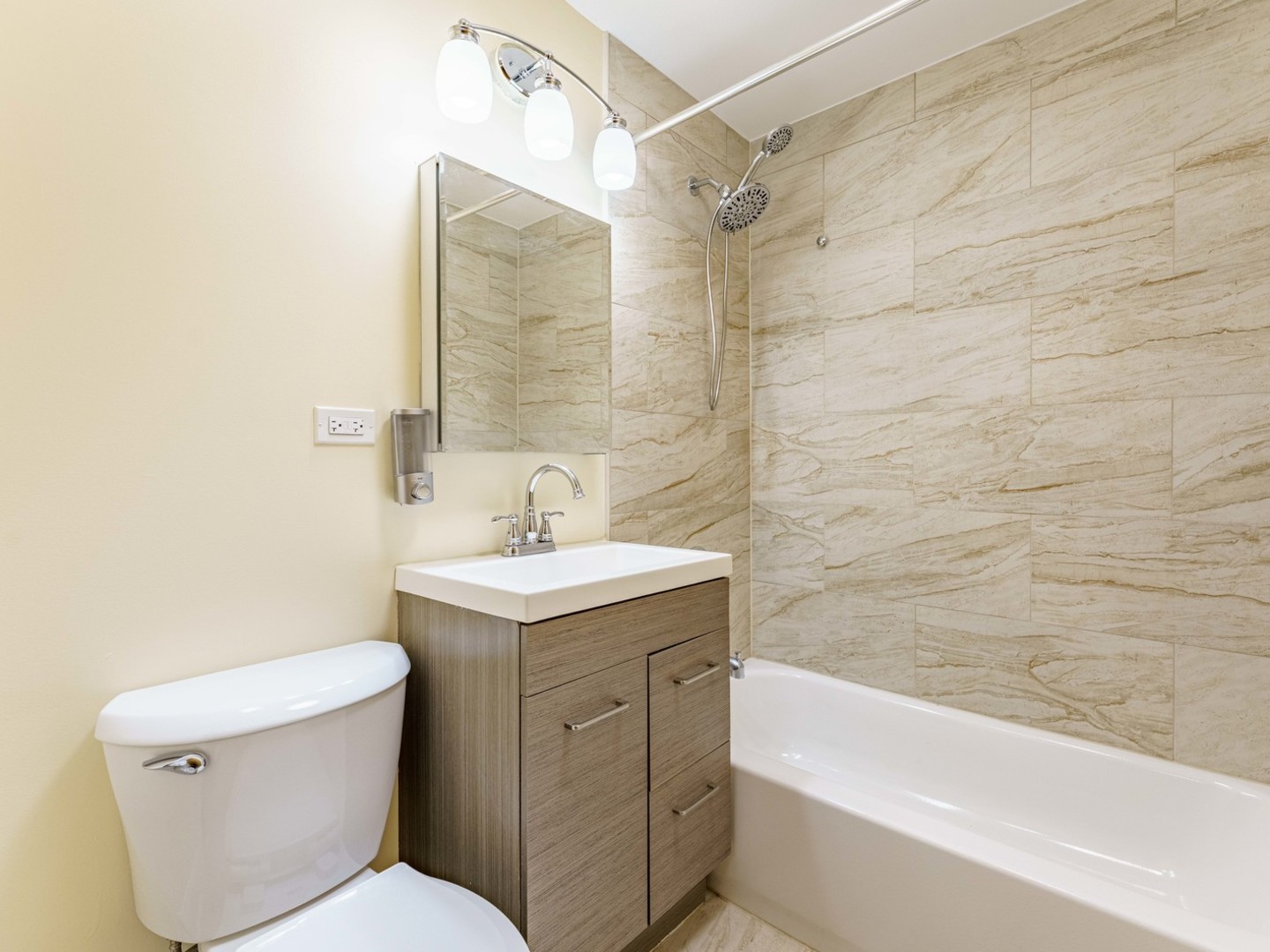 3517 W Diversey Avenue Property Photo 31