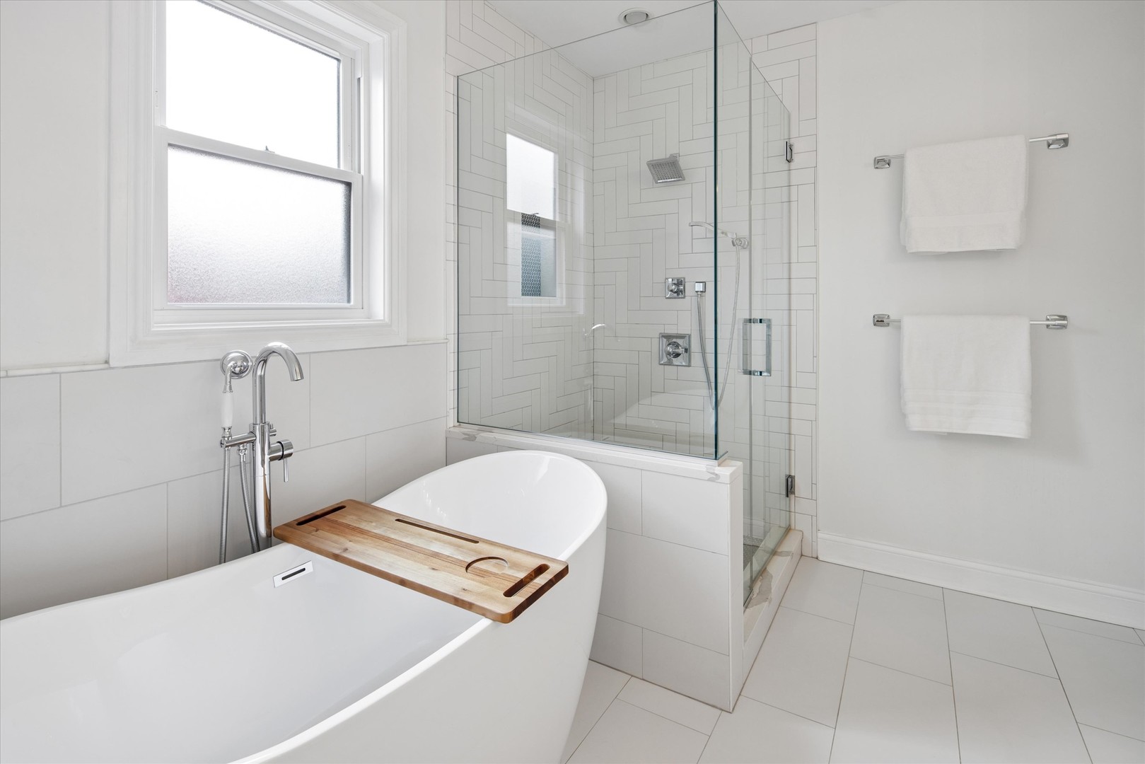 4412 W Bryn Mawr Avenue Property Photo 25