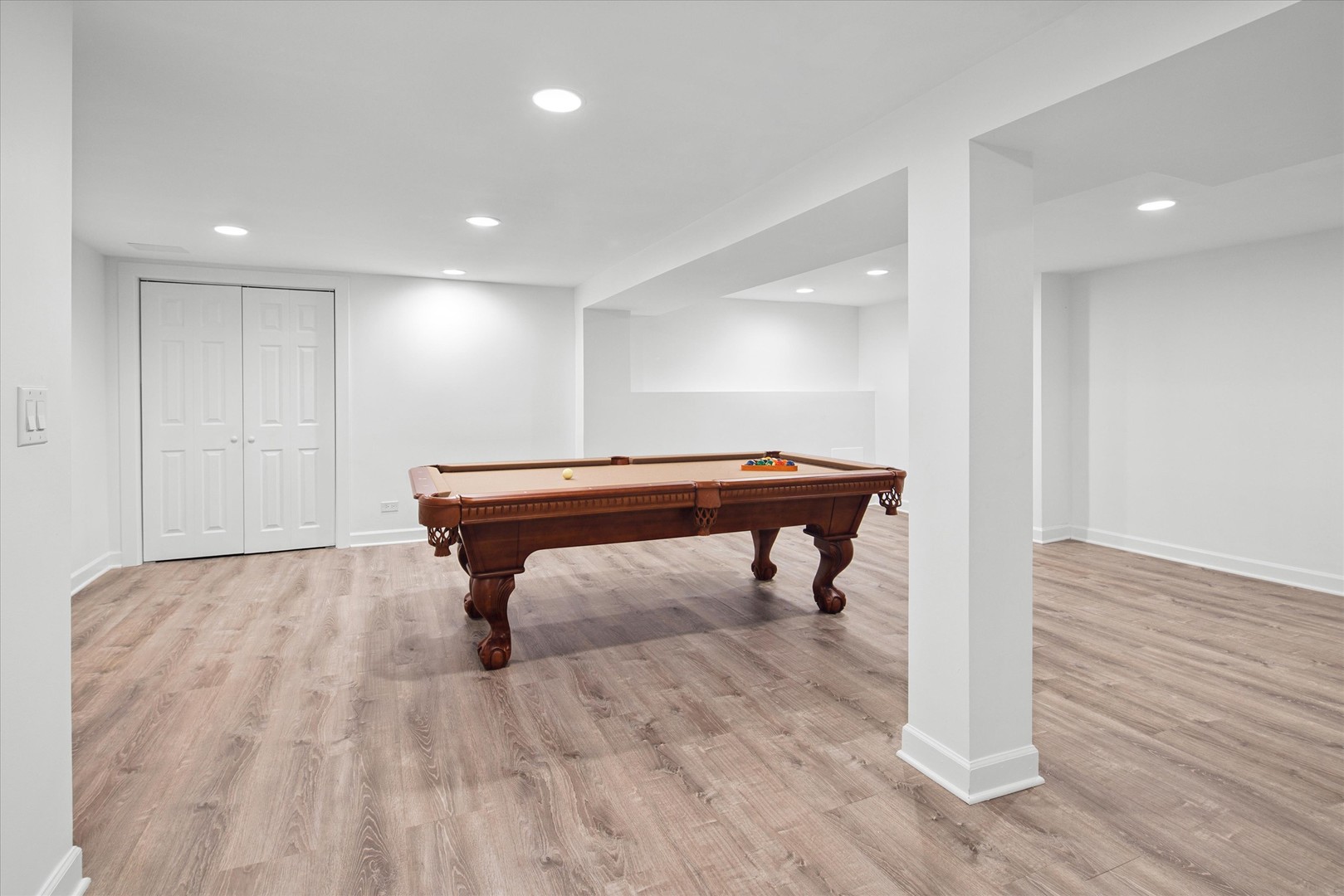 4412 W Bryn Mawr Avenue Property Photo 31