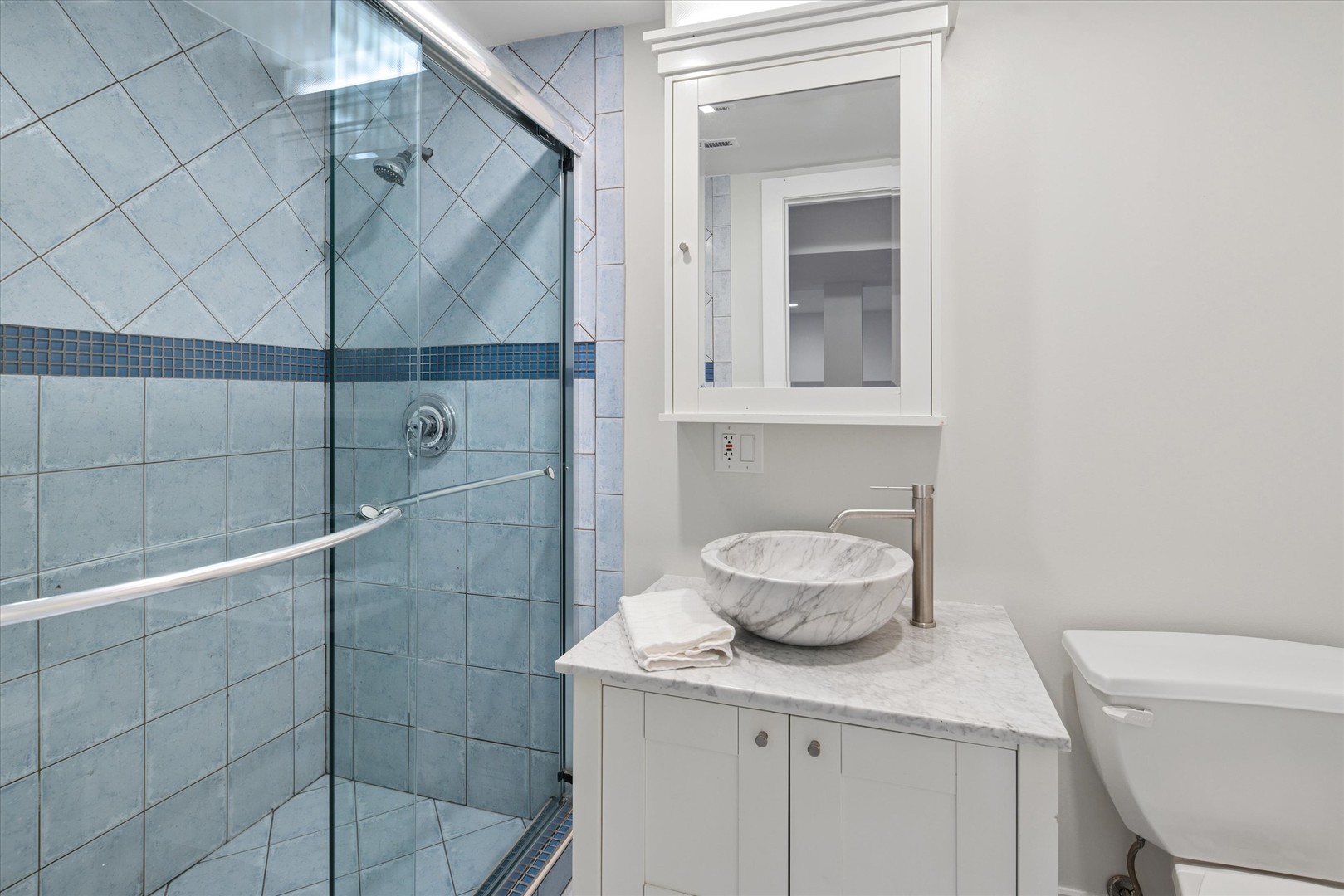 4412 W Bryn Mawr Avenue Property Photo 35