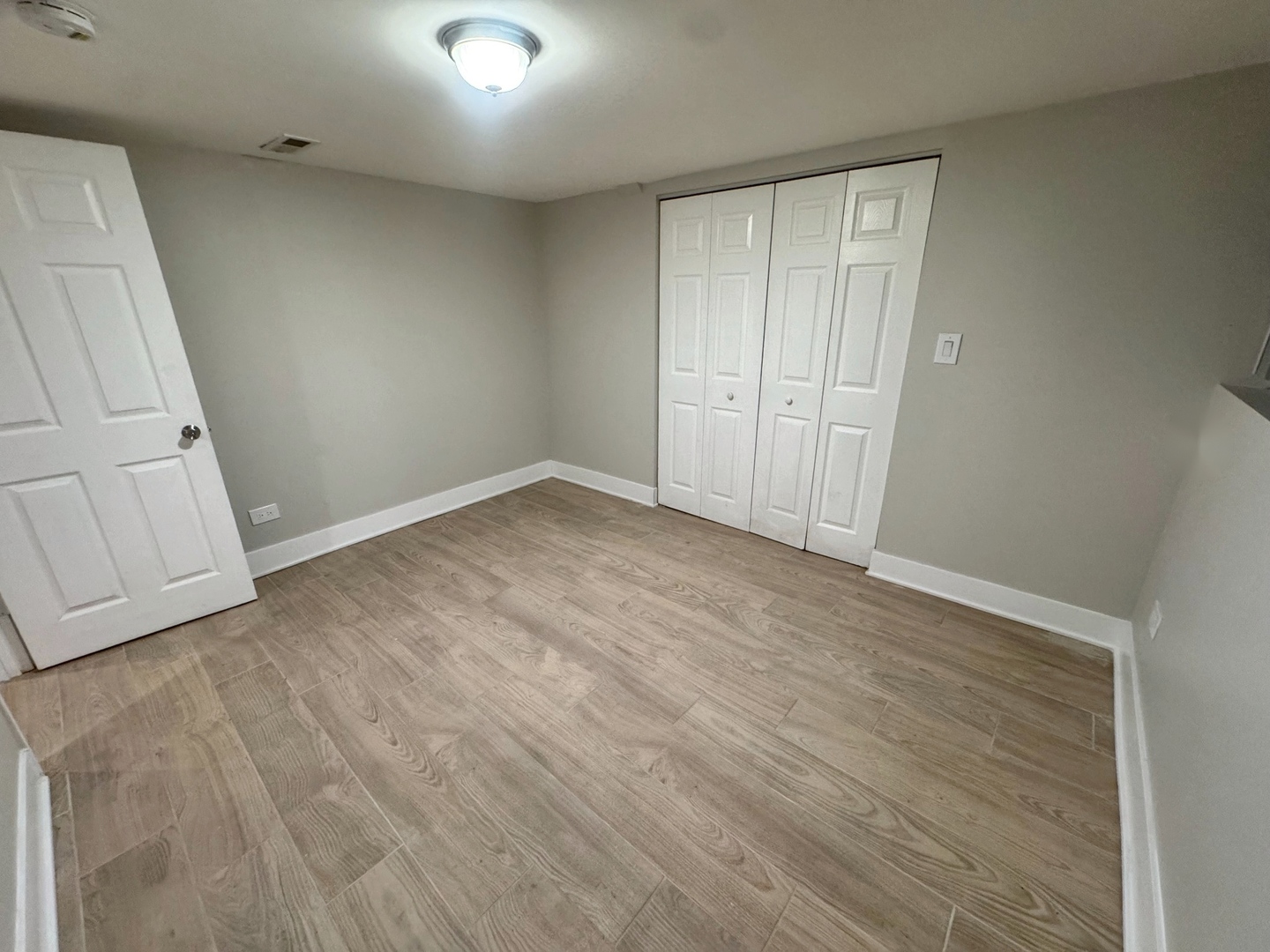 14635 Woodlawn Avenue Property Photo 20