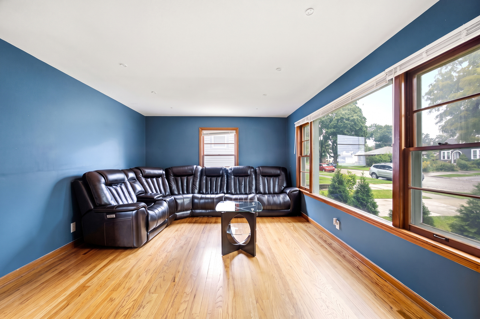 389 N Commonwealth Avenue Property Photo 7