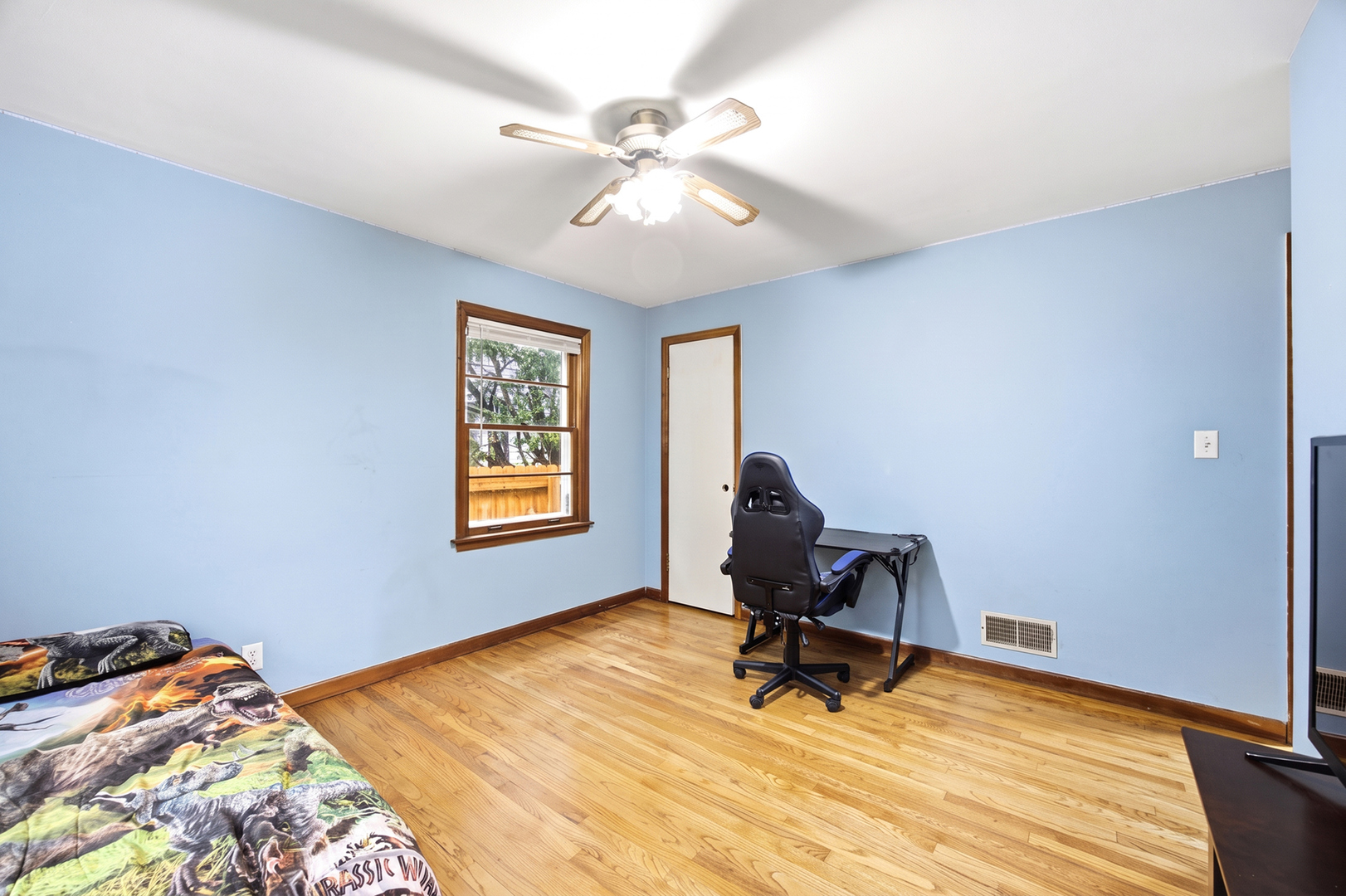 389 N Commonwealth Avenue Property Photo 12