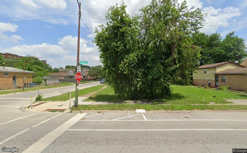 724 W 81st Street Property Photo 1