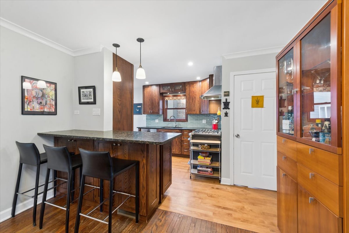 1501 Madison Street Property Photo 6