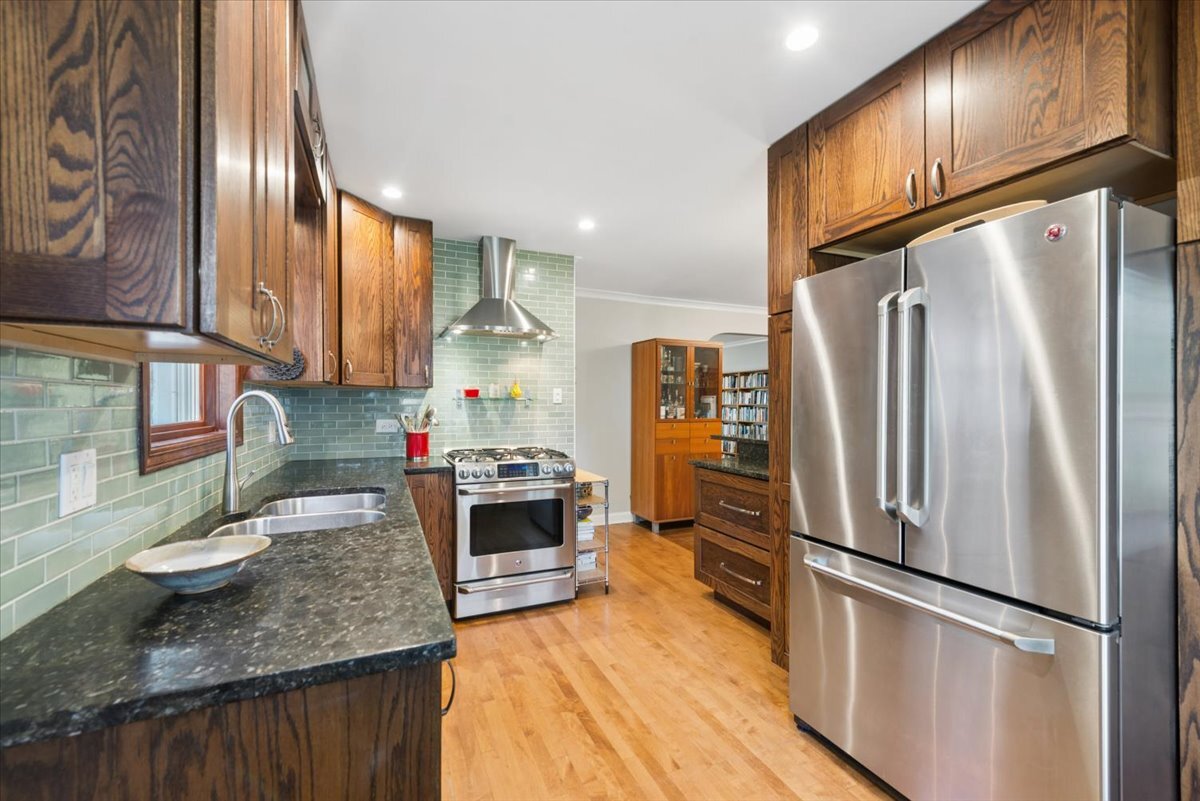 1501 Madison Street Property Photo 9