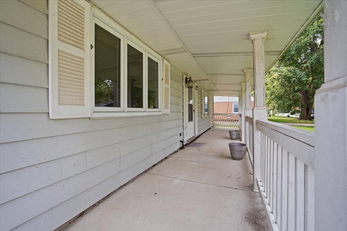 912 Parmon Road Property Photo 4