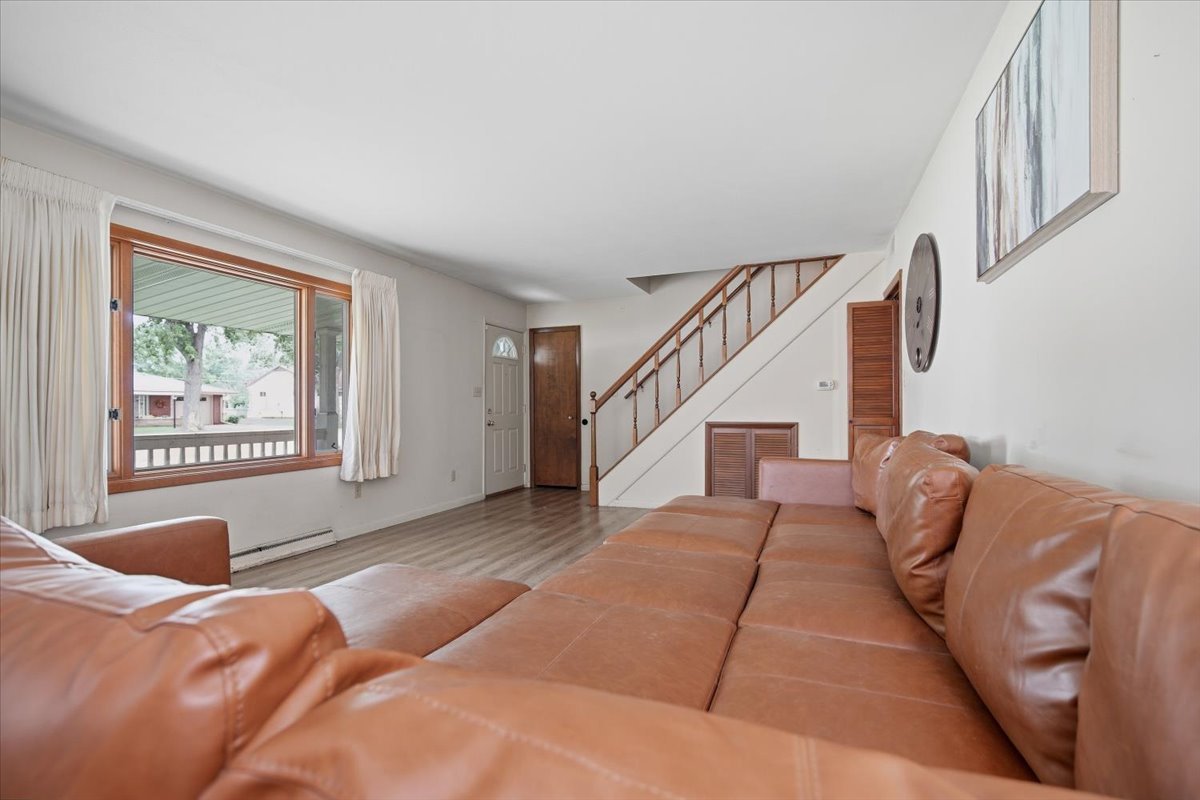 912 Parmon Road Property Photo 7
