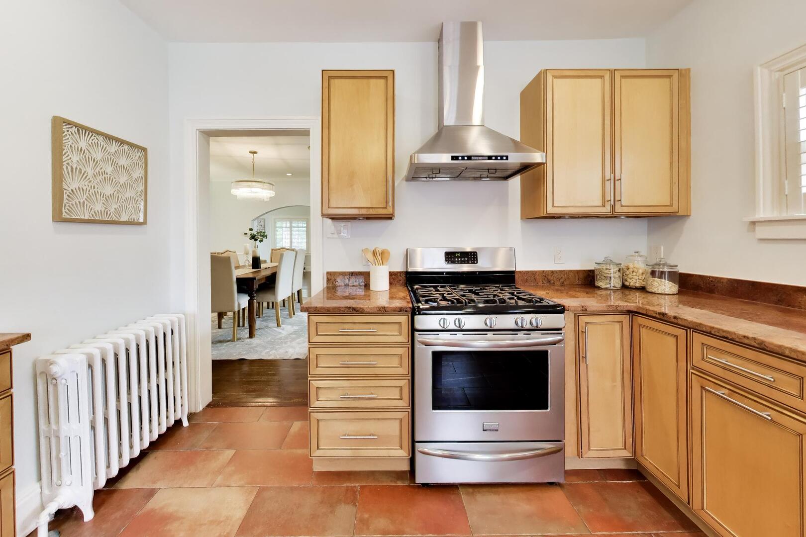 7707 13th Street Property Photo 11