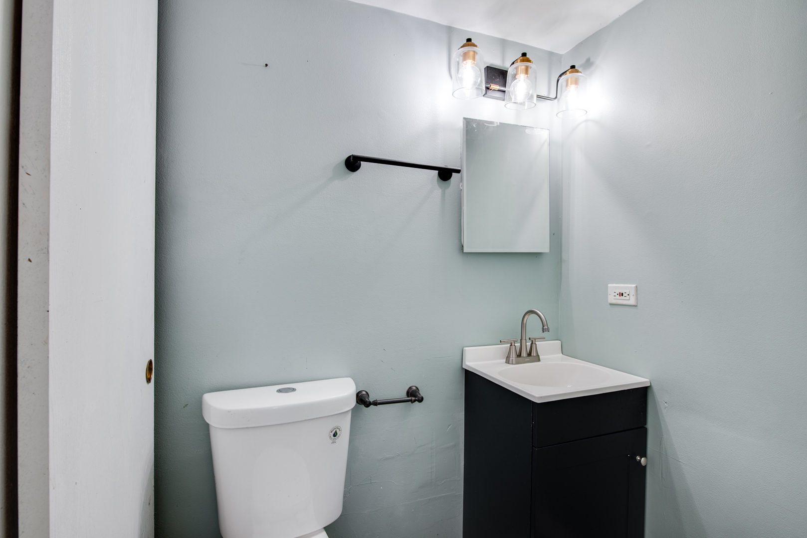 1486 W Jefferson Avenue D Property Photo 9