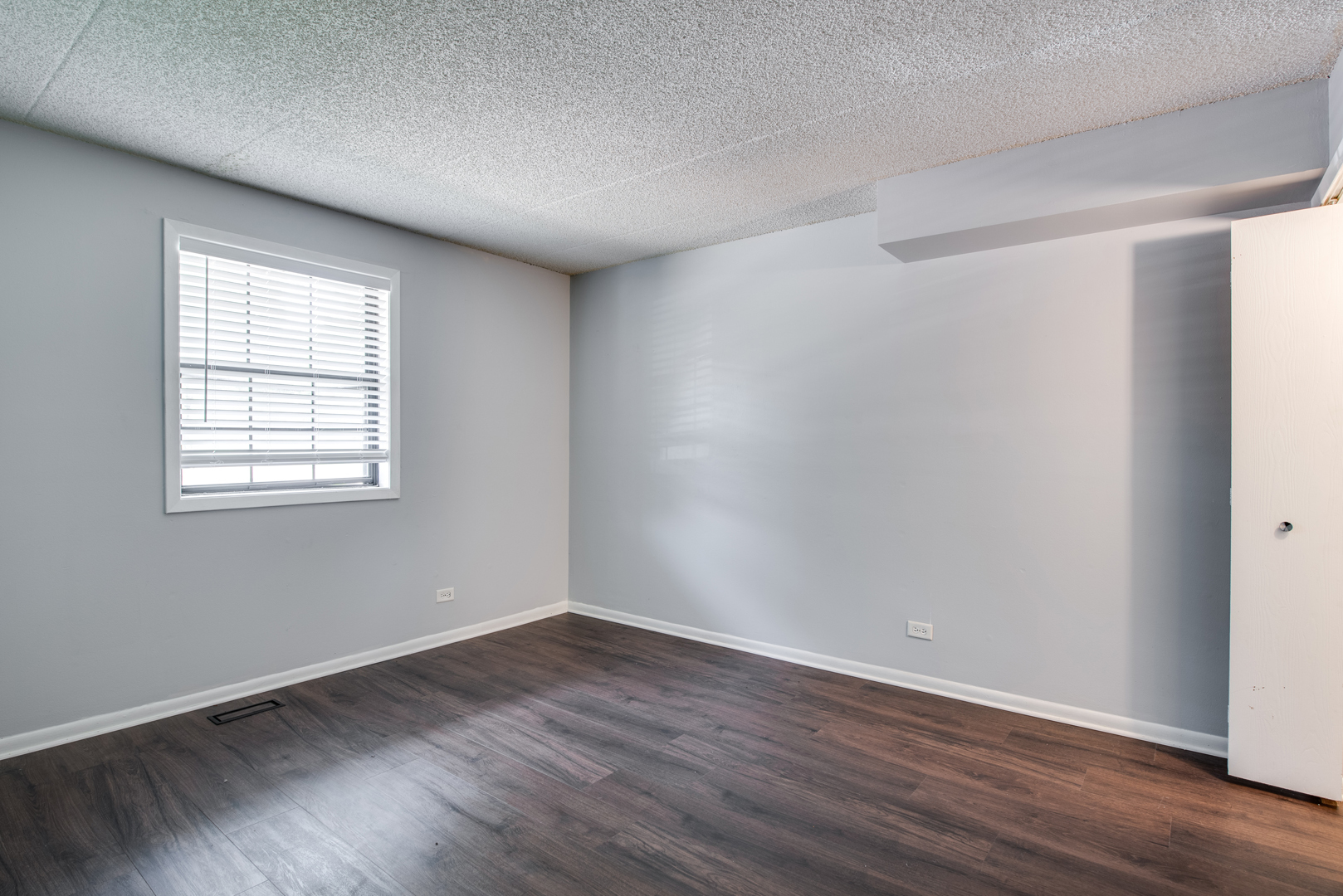 1486 W Jefferson Avenue D Property Photo 12