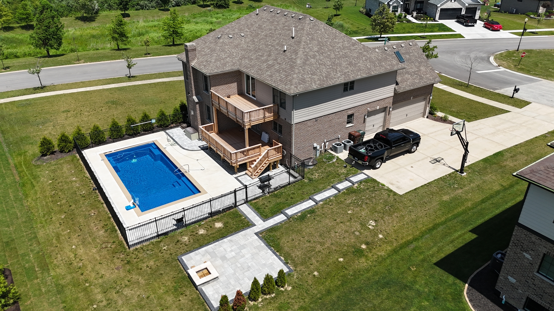 22612 Bear Claw Lane Property Photo 3