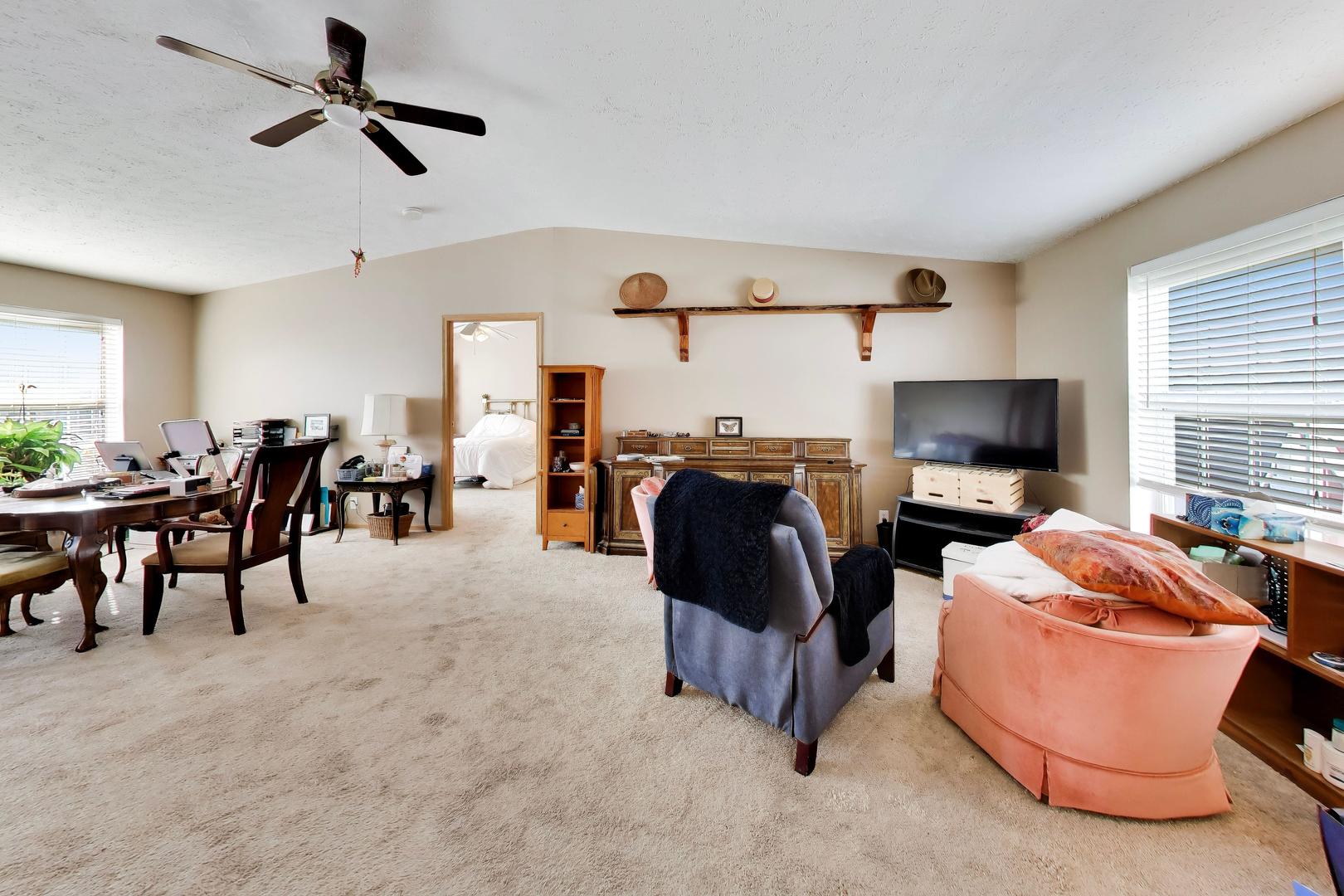 315 3rd Street Property Photo 4