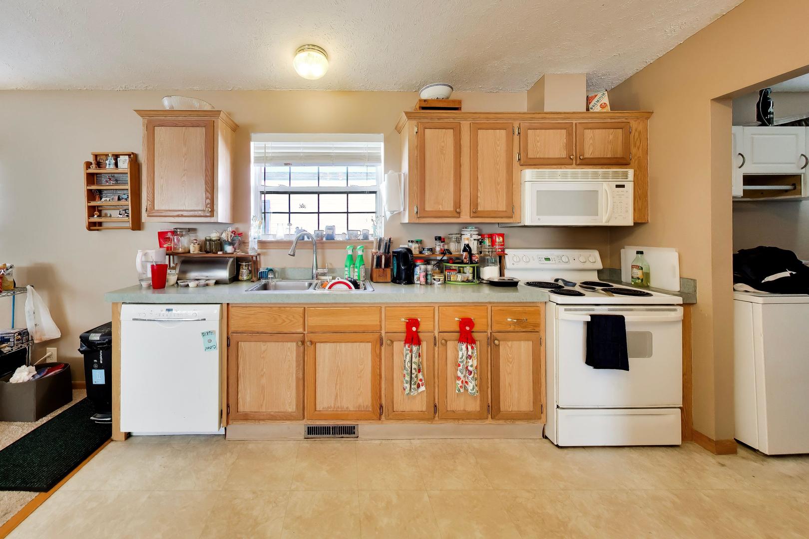 315 3rd Street Property Photo 6