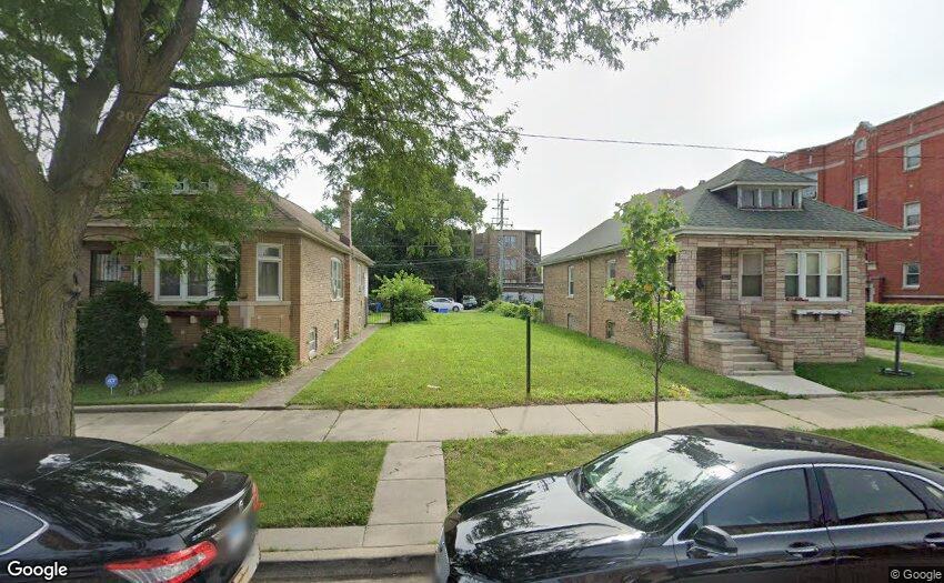 7945 S Wolcott Avenue Property Photo 1