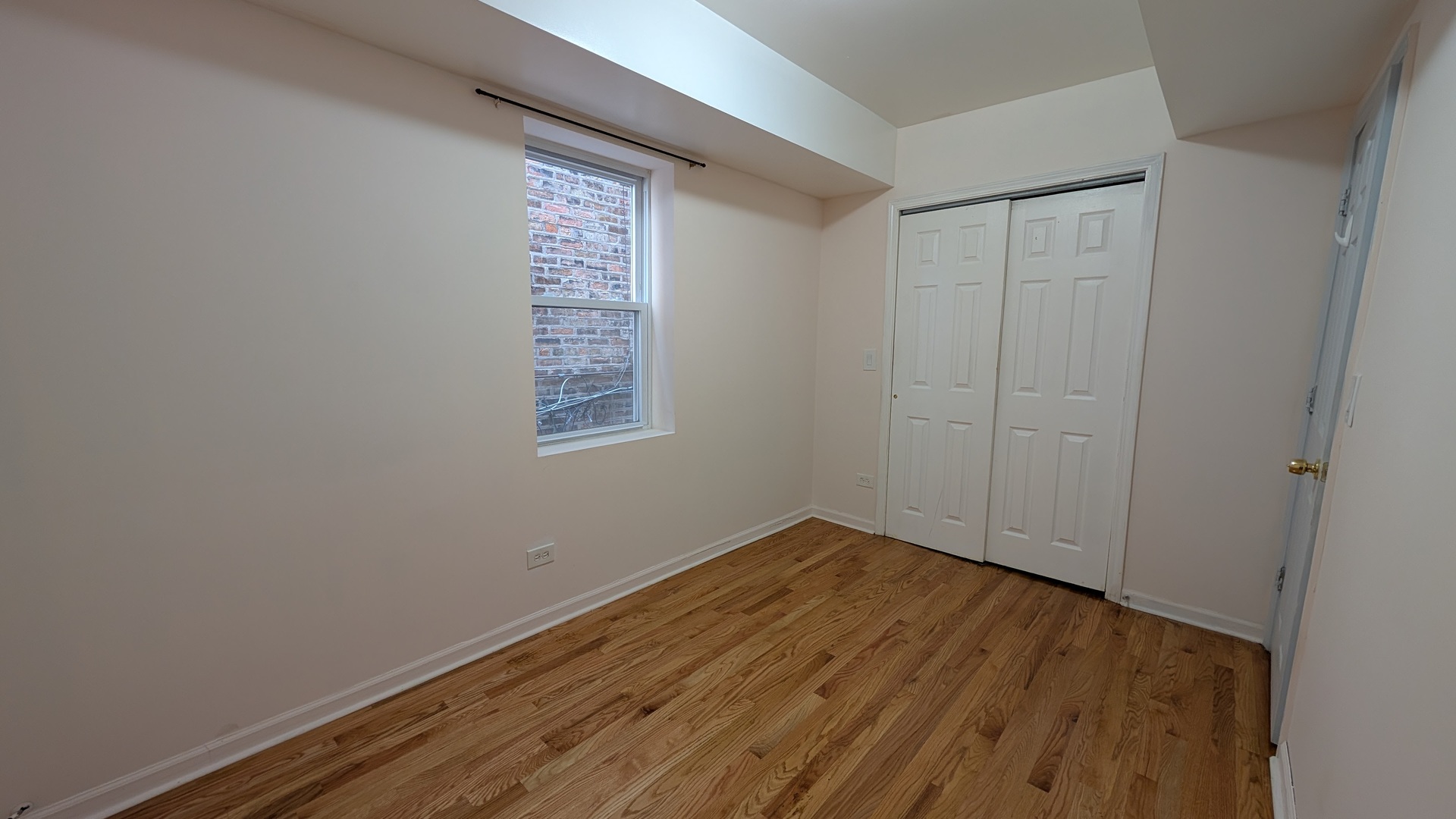 2441 W 46th Street 1 Property Photo 10