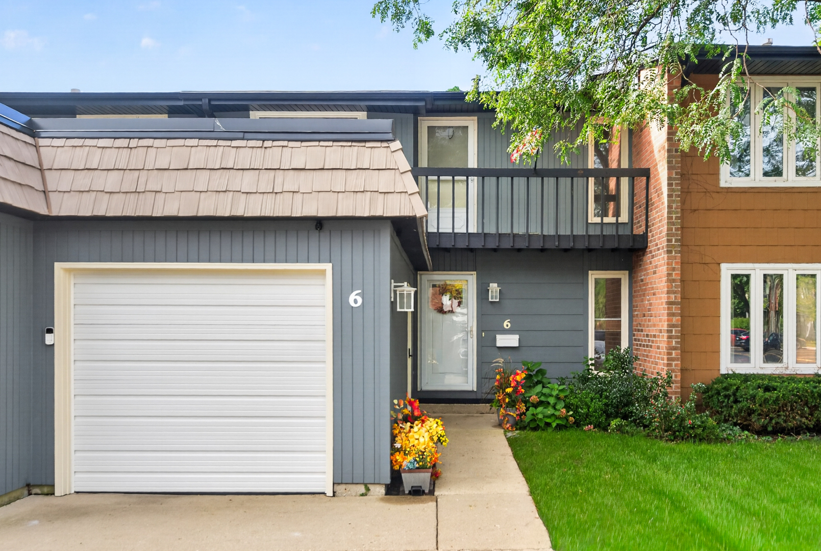 6 Cypress Square Property Photo 2