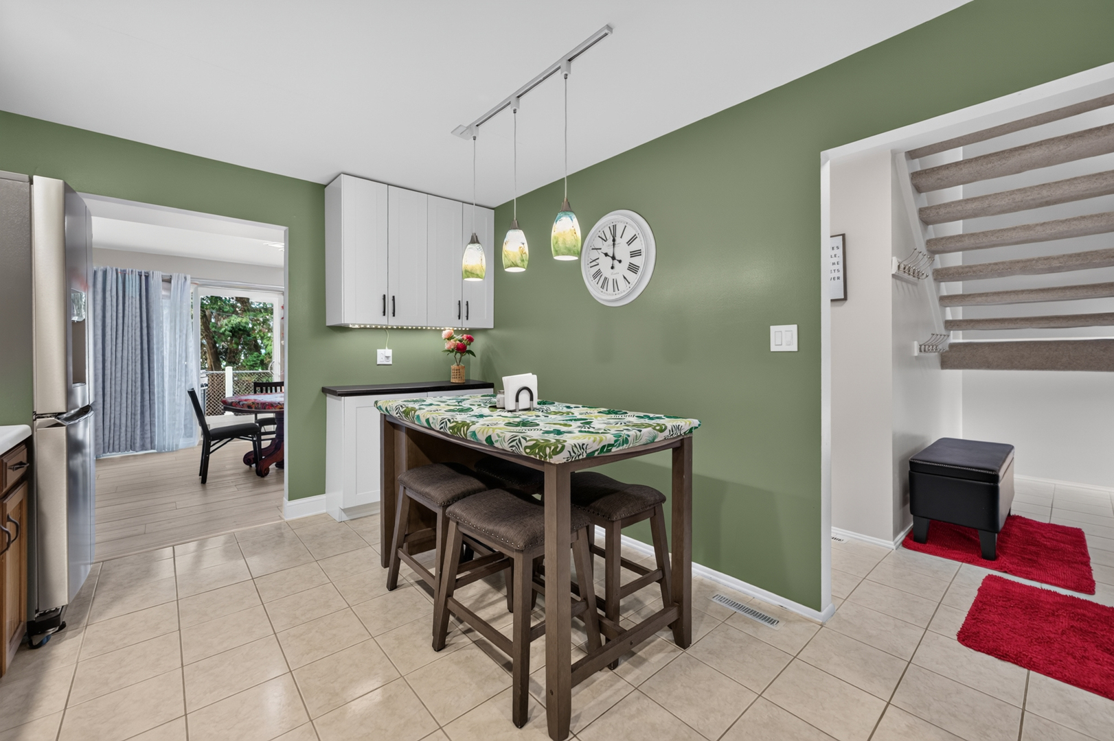 6 Cypress Square Property Photo 8