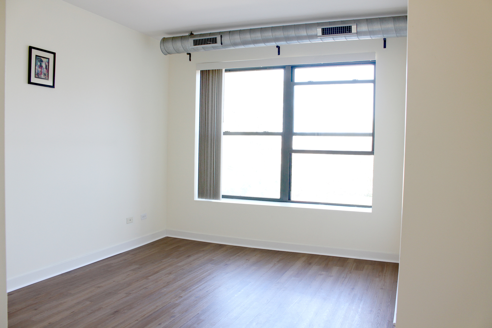 4537 S Drexel Boulevard 409 Property Photo 13