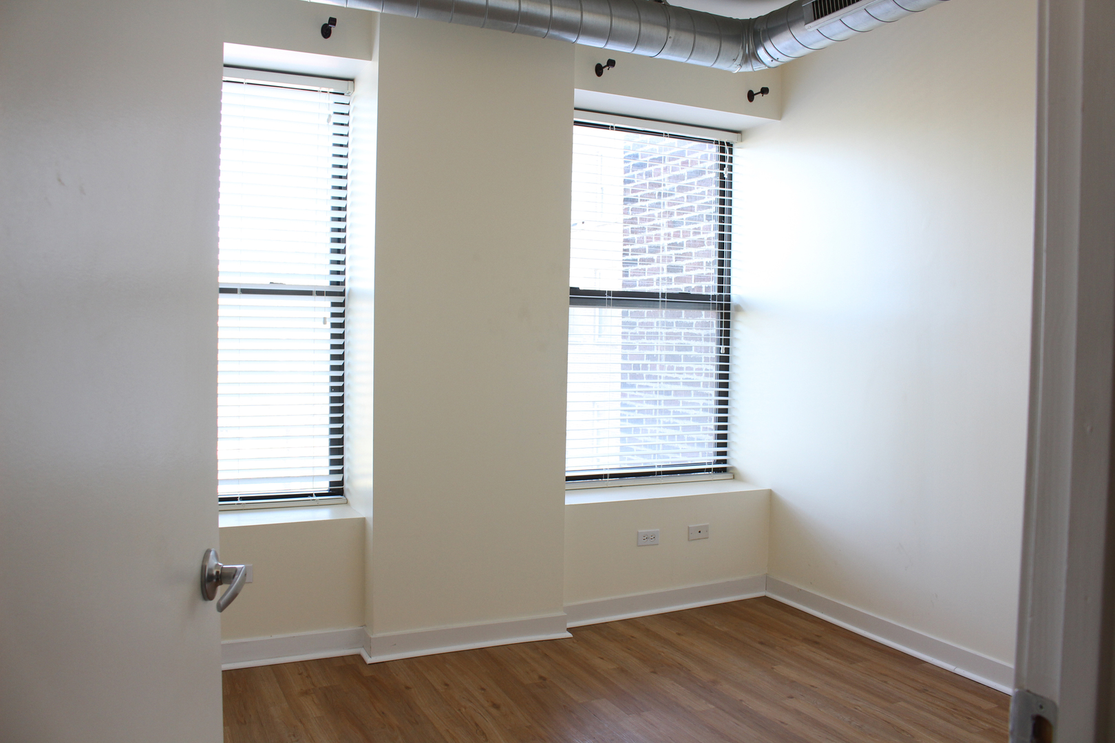 4537 S Drexel Boulevard 409 Property Photo 20