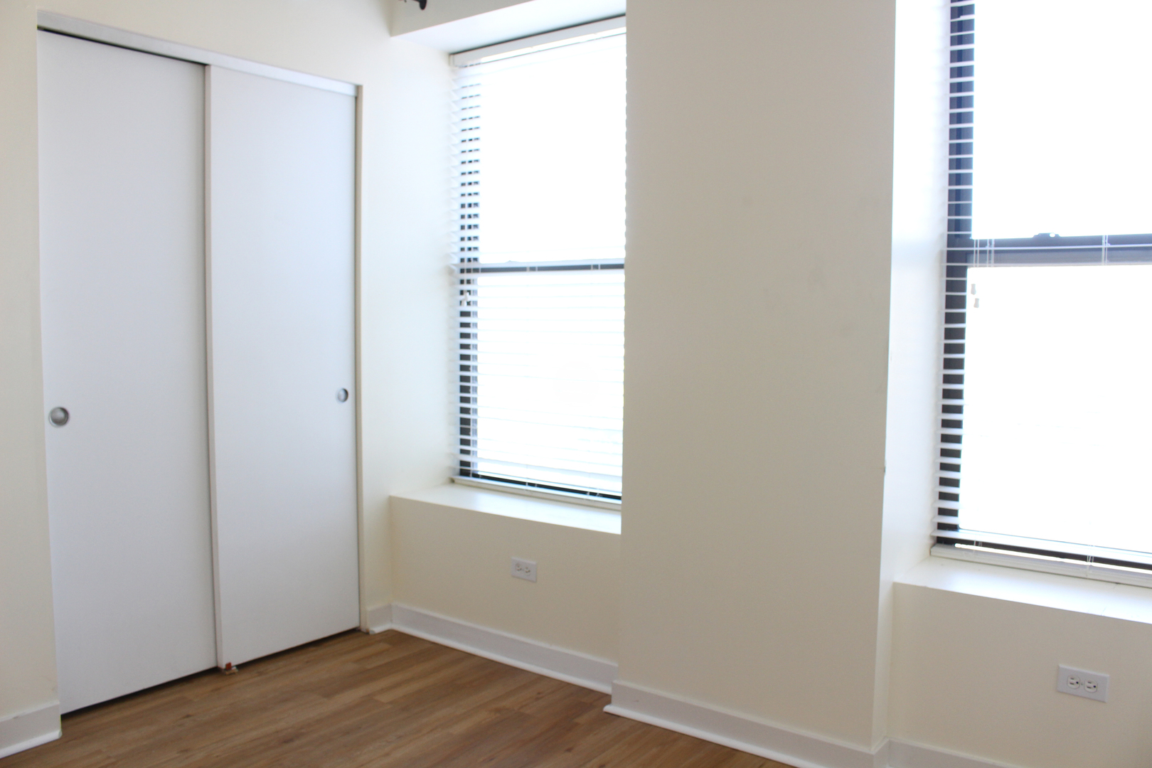 4537 S Drexel Boulevard 409 Property Photo 22