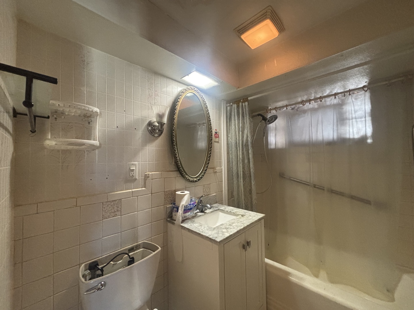 4925 N Odell Avenue Property Photo 8