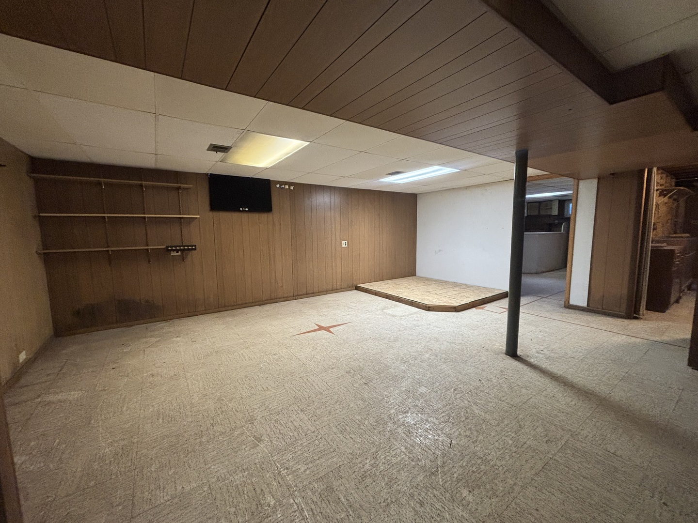 4925 N Odell Avenue Property Photo 14