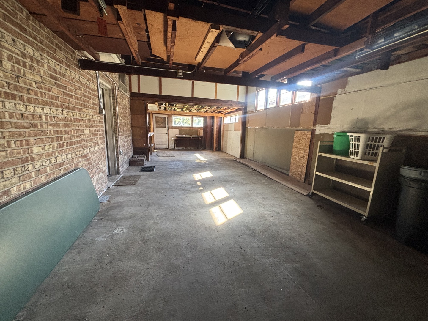 4925 N Odell Avenue Property Photo 18