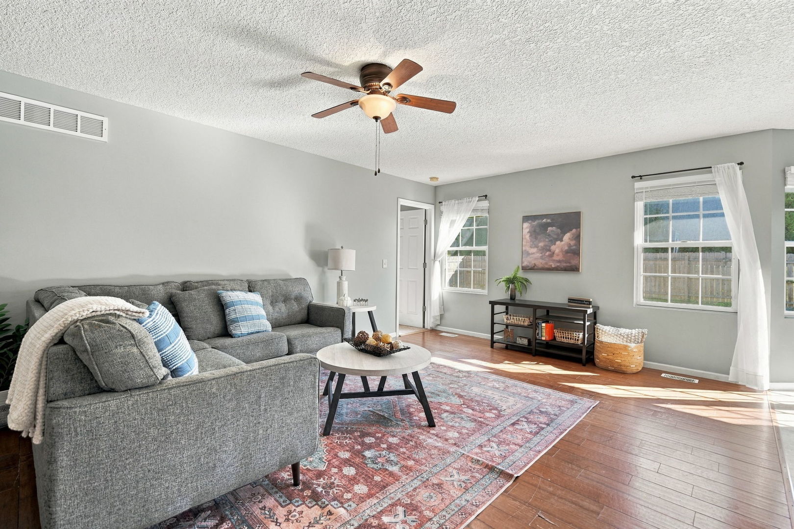 926 5th Avenue Drive Property Photo 3