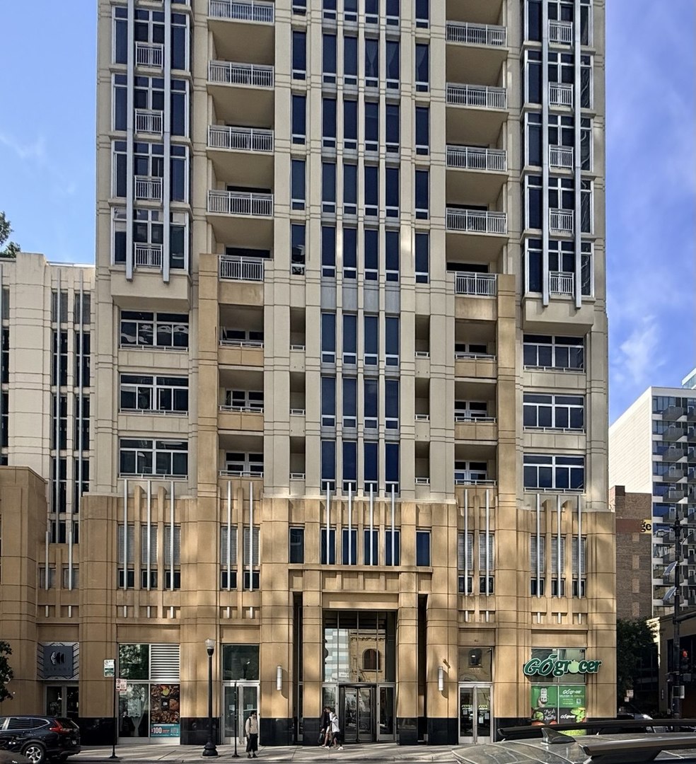 1400 S Michigan Avenue 1111 Property Photo 1