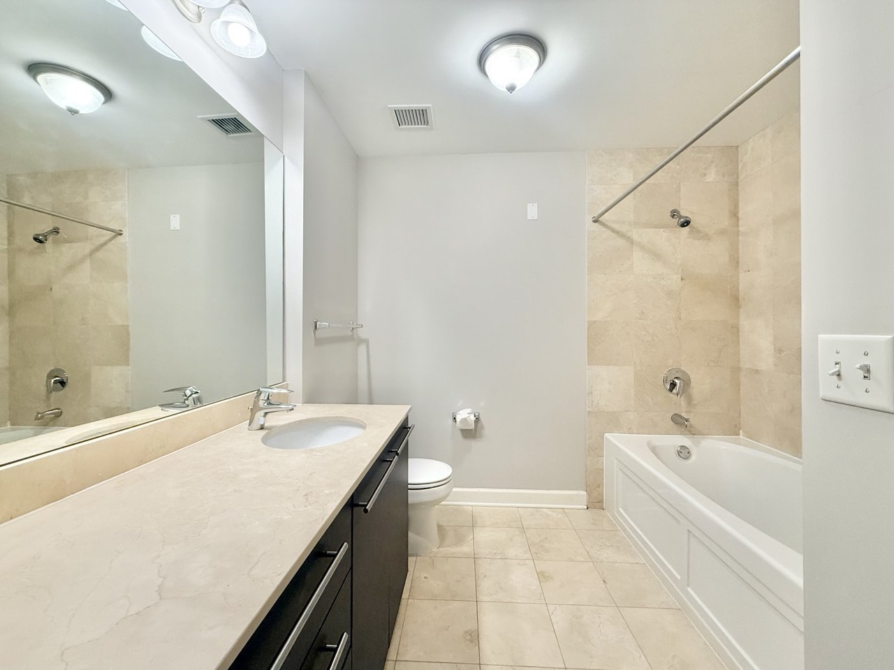 1400 S Michigan Avenue 1111 Property Photo 12